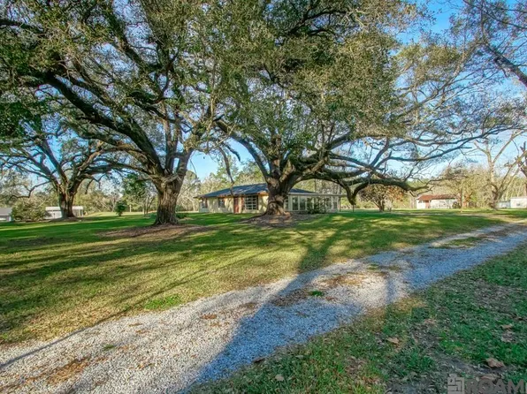 15061 Catfish Farm Rd, Independence, LA 70443