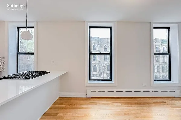 Rented by Sotheby's International Realty | media 16