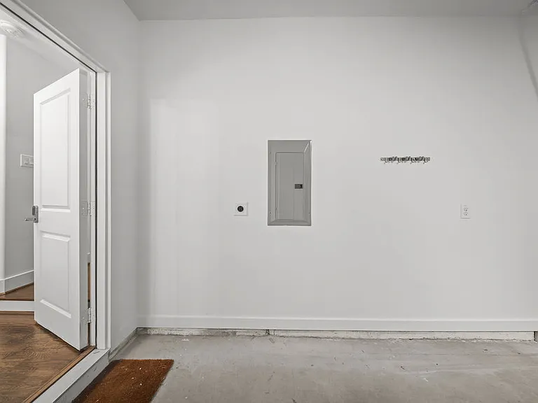 5811 Bryan Pkwy #50 — Photo 37