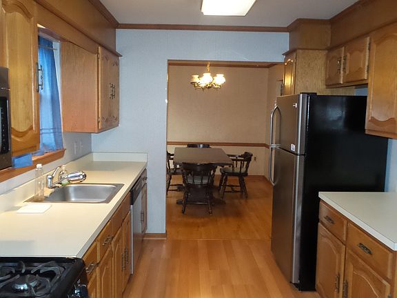 2nd image of 909 Route 88 #16