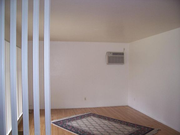 3rd image of 3355 Brunner Dr