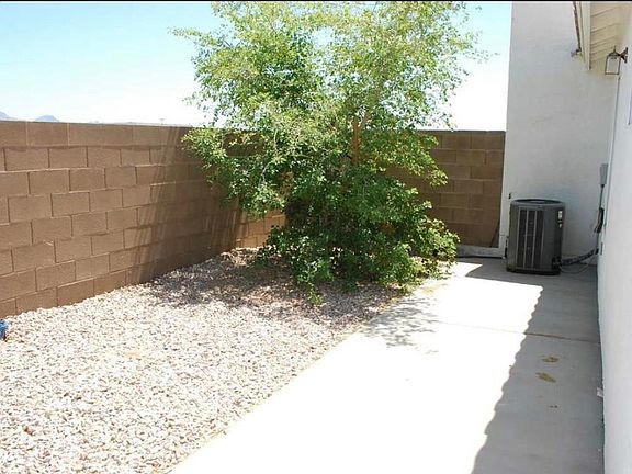 3rd image of 11323 Kingman Ave
