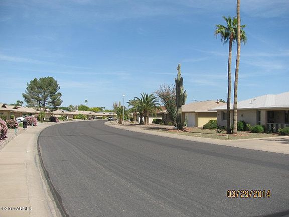 3rd image of 12616 W Parkwood Dr