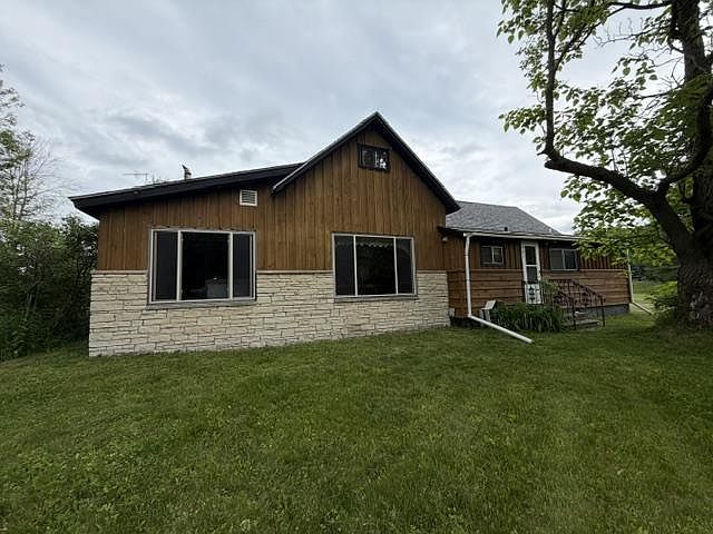 1st image of 402 GRANITE RIDGE ROAD WEST