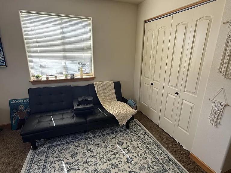 360 Adeline Dr — Photo 3