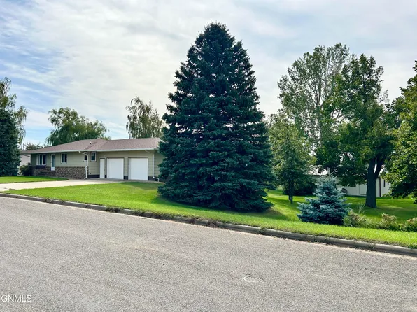 505 Carvell St, Max, ND 58759