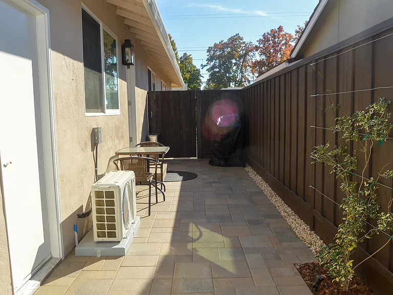 1704 Husted Ave #2 — Photo 22