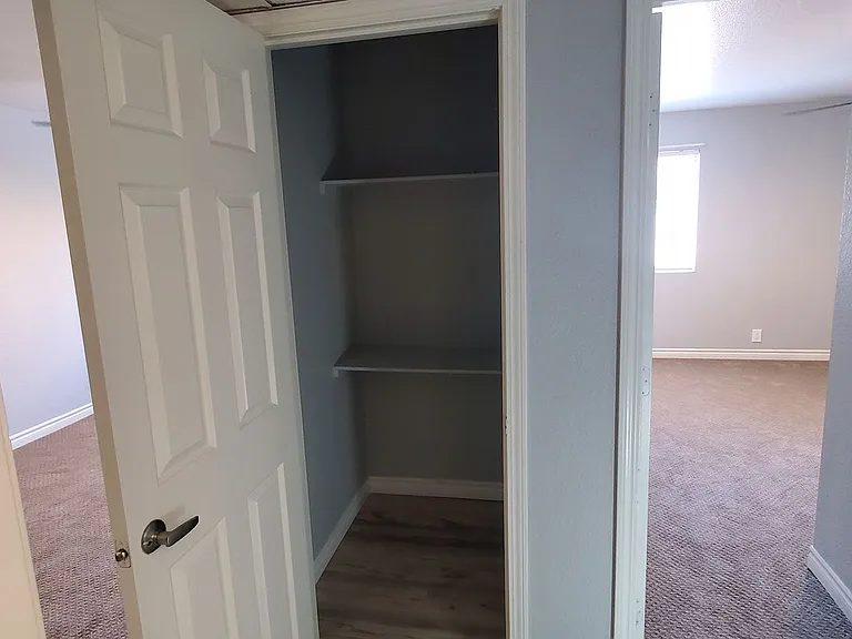 5080 Indian River Dr #400 — Photo 22