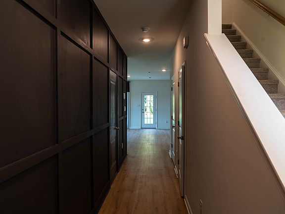 3rd image of 12 Whaler Dr