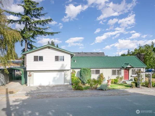 315 15th Street SE, Puyallup, WA 98372