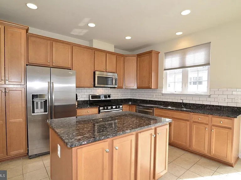 25496 Schooley Mill Ter — Photo 4