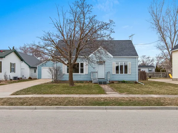 328 Mill St, Reedsville, WI 54230