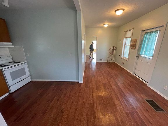 5th image of 1400 Ashmun St