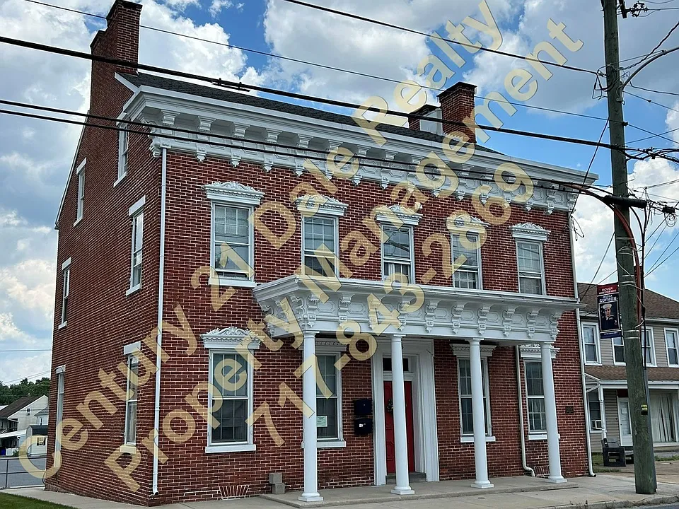 5 N Main St