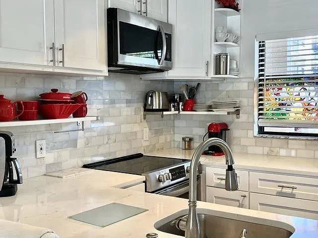805 River Point Dr — Photo 13