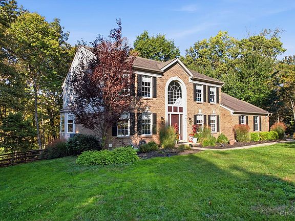 2nd image of 462 Windfern Forest Ln