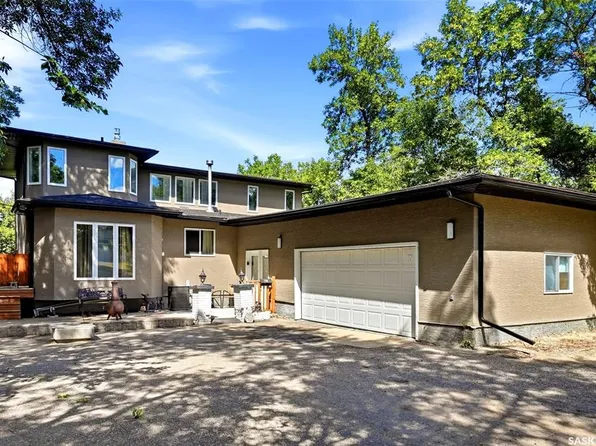 210 PLEASANT AVENUE, Buena Vista, SK S2V 1A8