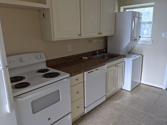 3rd image of 1421 W Clay St APT 3