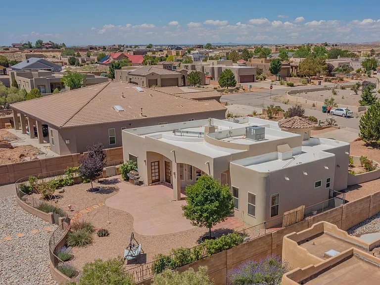 3106 Octavia Ct NE — Photo 13