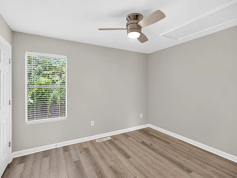 6279 Lucille Dr #C — Photo 13