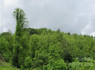 Pack Saddle Dr, Green Mountain, NC 28740