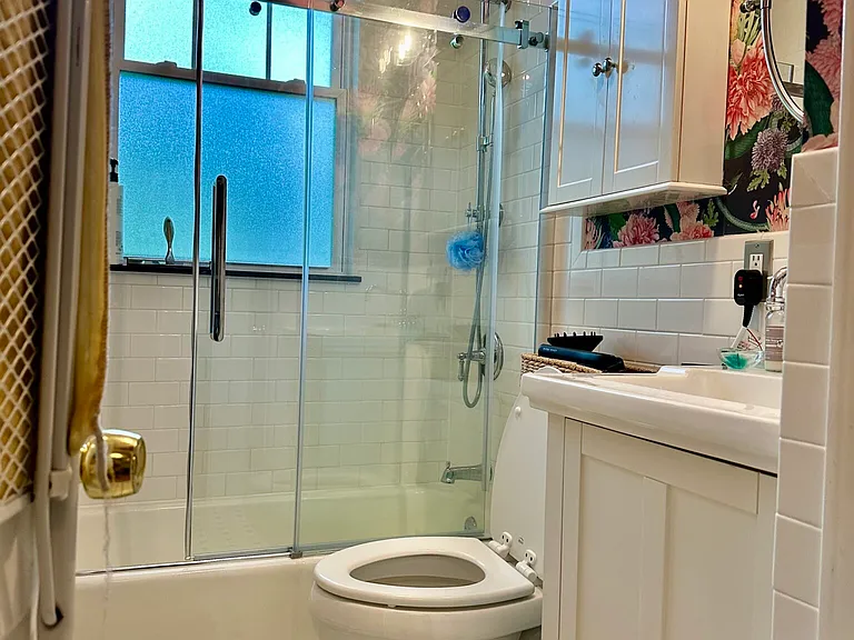 49 Grove St #4 — Photo 9