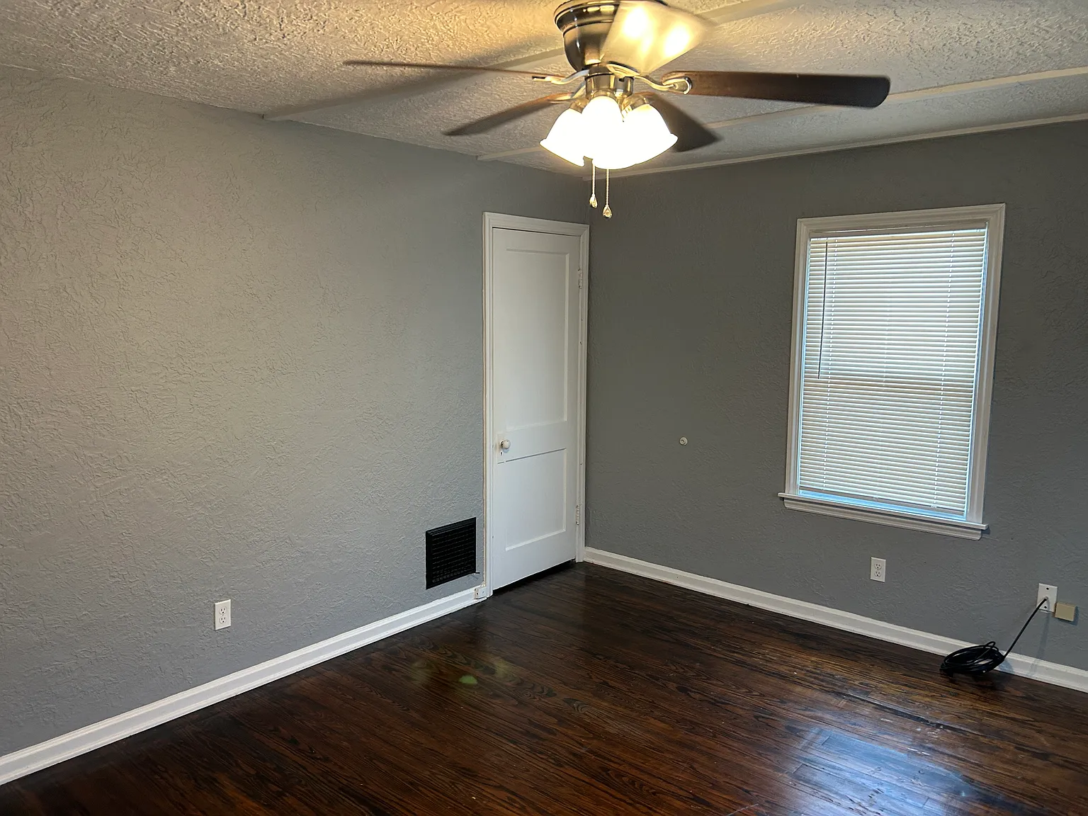 1 bed, 650 sqft, $1,100 — Photo 4