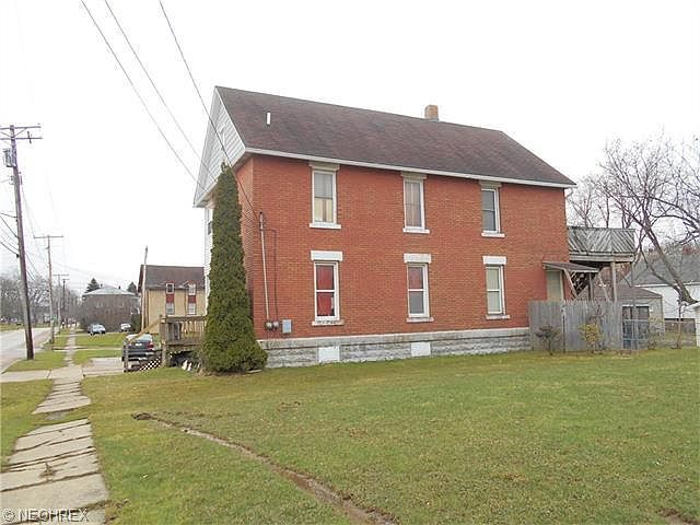 2nd image of 1119 Columbus Ave
