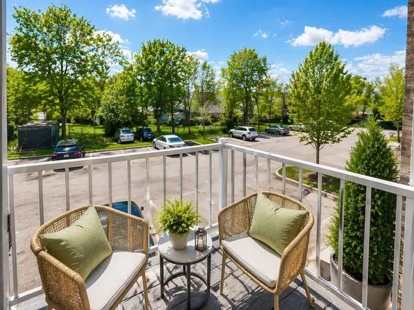 1122 Litton Ave APT 212, Nashville, TN 37216