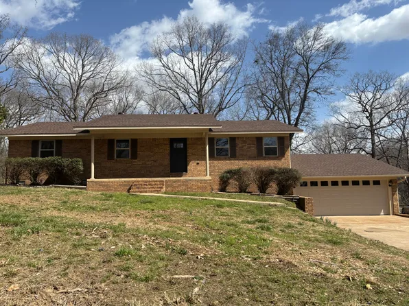 50 Lance St, Batesville, AR 72501