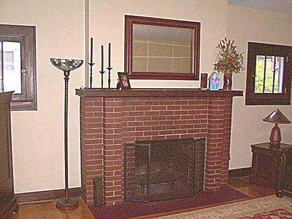 3rd image of 5231 N Broadway St