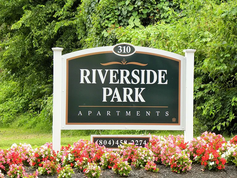 Riverside Park — Photo 7