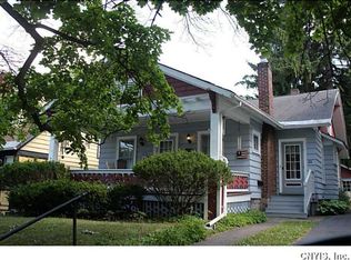 211 Parkway Dr, Syracuse, NY 13207