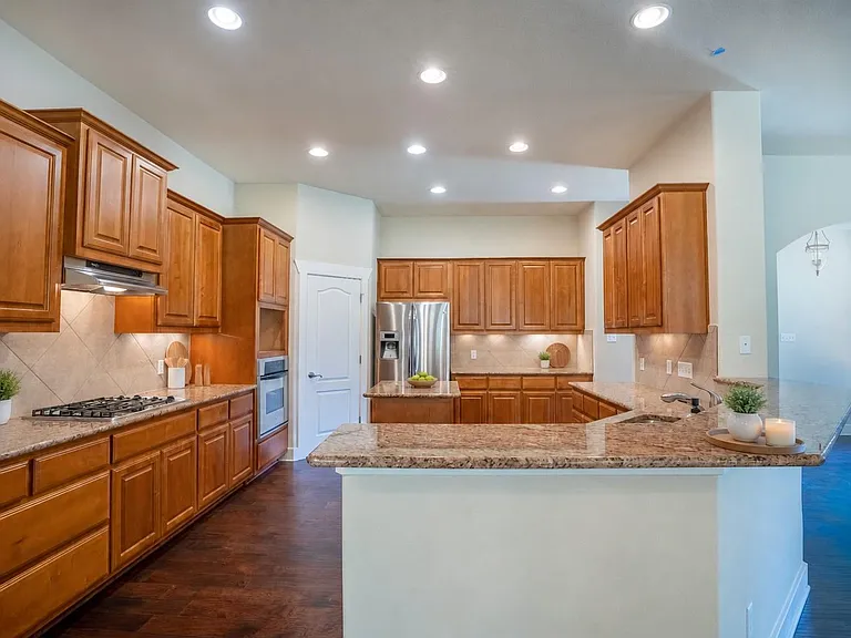 210 Rivulet Ln — Photo 8