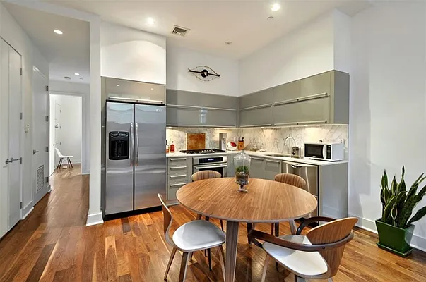 Rented by Corcoran | media 2