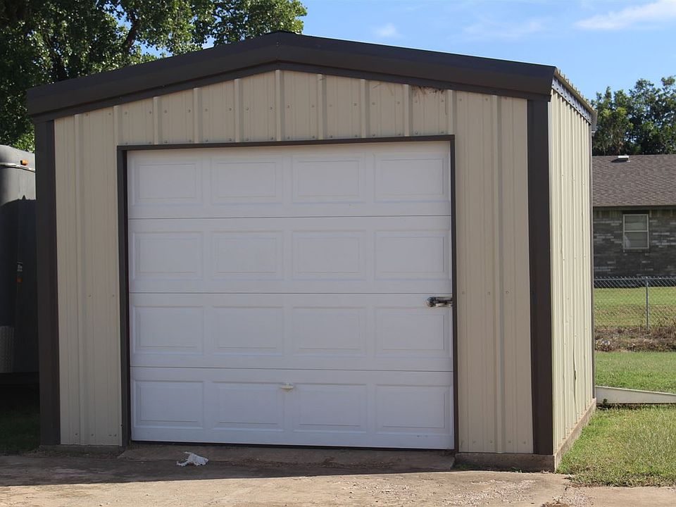 2nd image of 4621 Spring Ridge Rd