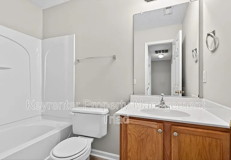 2703 Stafford St — Photo 30