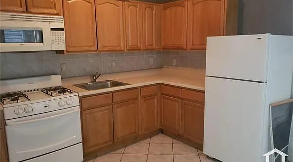 2 bed, $1,950 — Photo 2