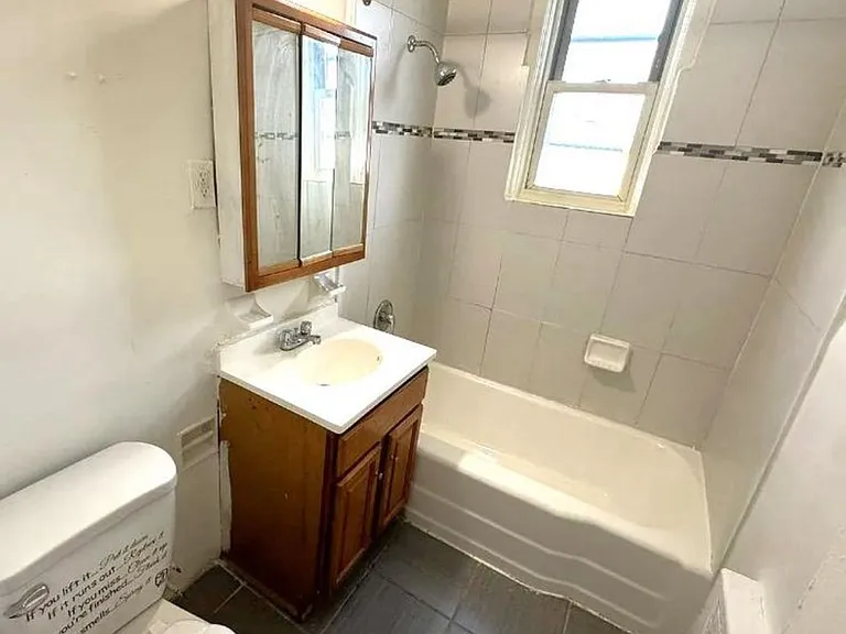 103 Chancellor Ave #3 — Photo 4