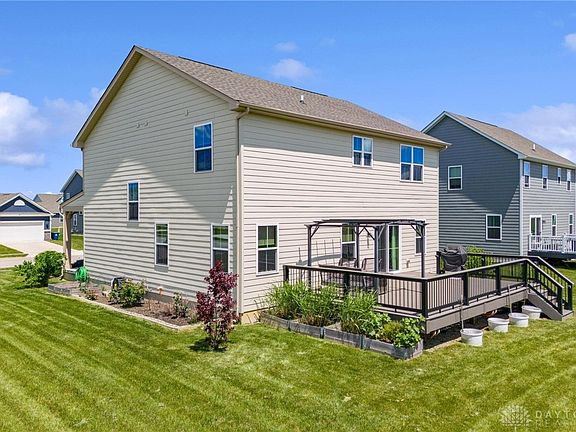 4th image of 404 Rebekah Ct