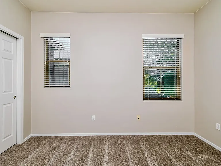102 W Camino Cuesta Abajo — Photo 13