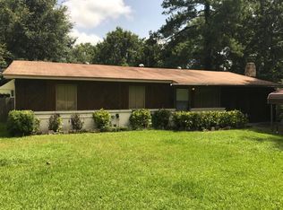 1005 Montgomery Cir, Hattiesburg, MS 39401