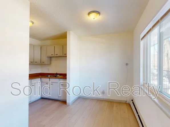 1411 S Corona Ave, Colorado Springs, CO