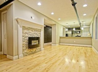 2556 Overlook Rd APT 14, Cleveland Heights, OH 44106