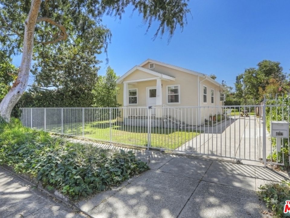 1st image of 4112 Baywood St