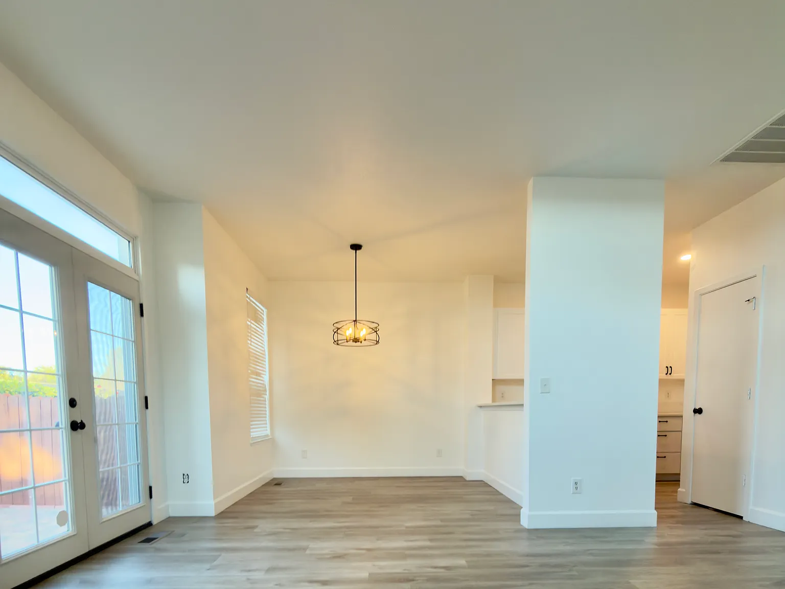 4059 Snowshoe Ln — Photo 3