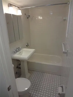 Rented by KG Properties | media 25