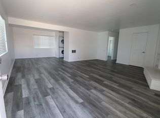 4611 Clover Dr APT 1, Oxnard, CA 93033