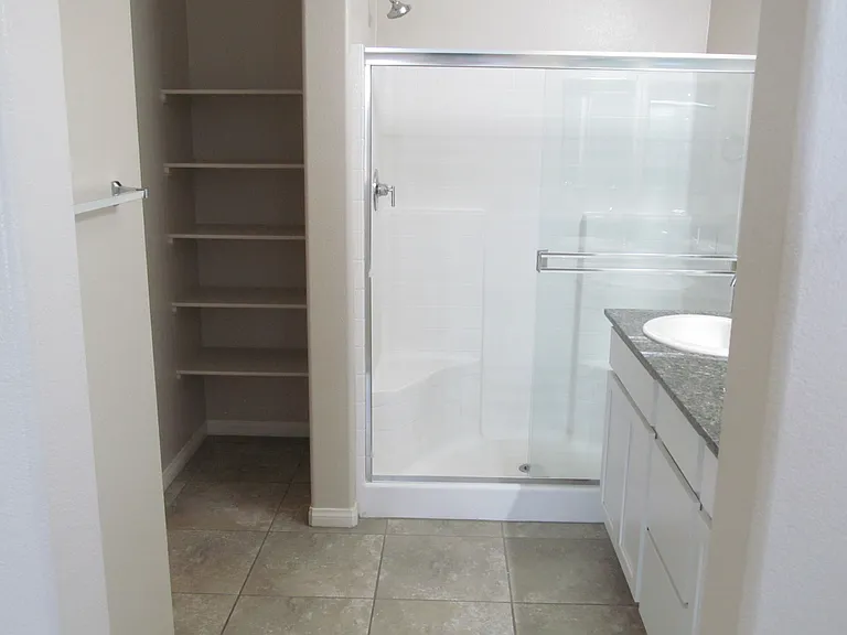 2157 Rio Rancho Pointe Pl — Photo 15