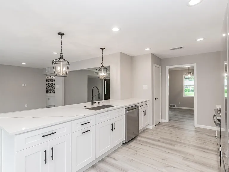 4015 Crown Shore Dr — Photo 12